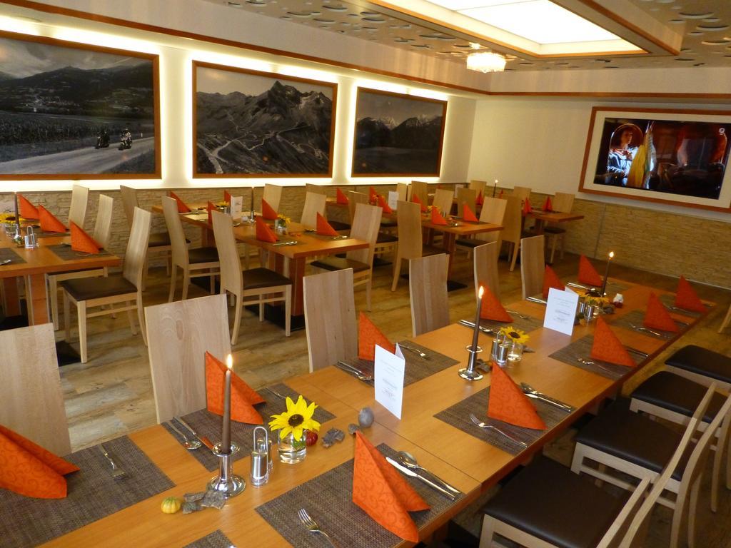 Restaurant - Cafe - Pension Hassler Berg im Drautal Eksteriør billede